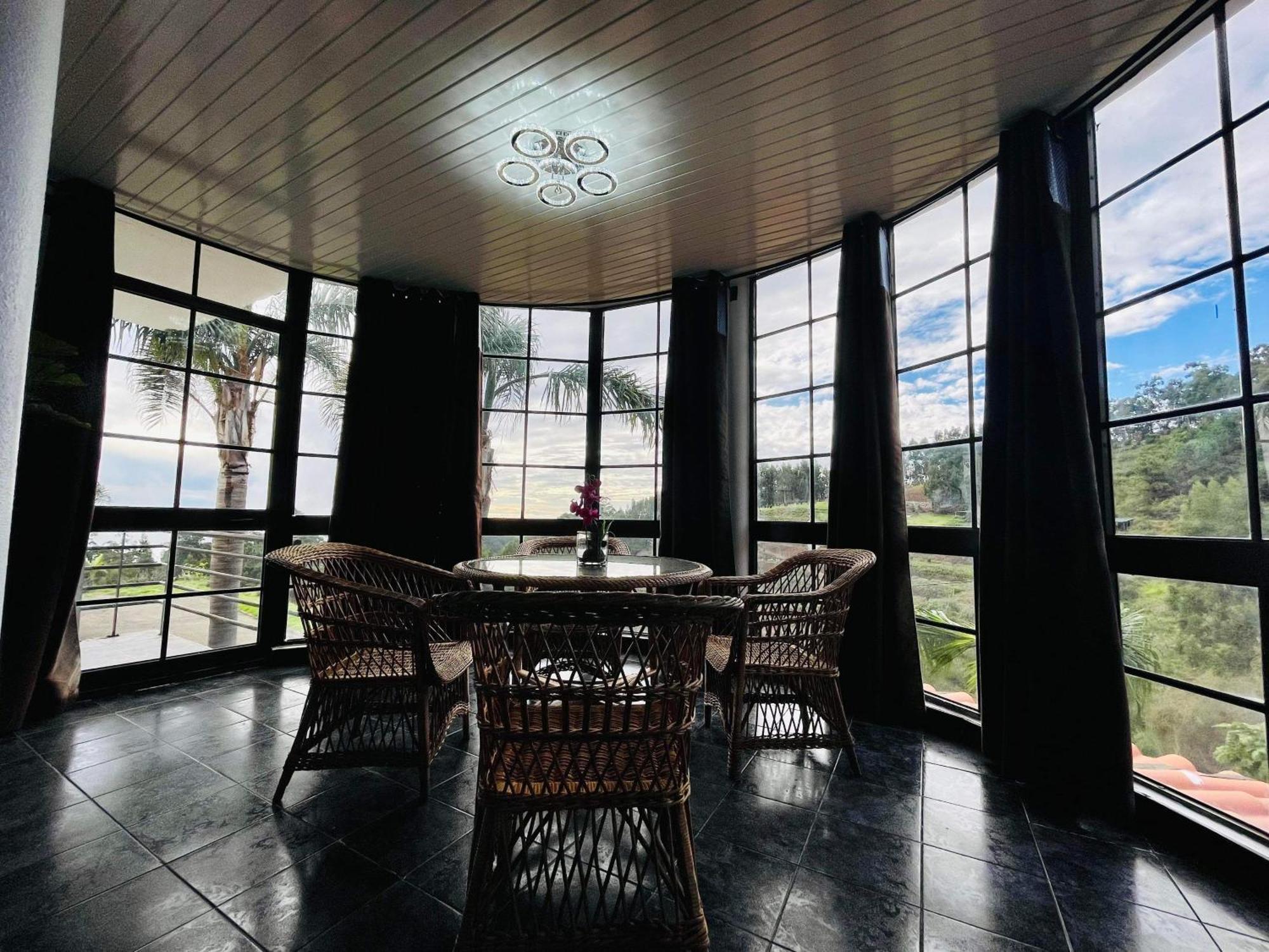 Hollywood Villa Campanário Buitenkant foto